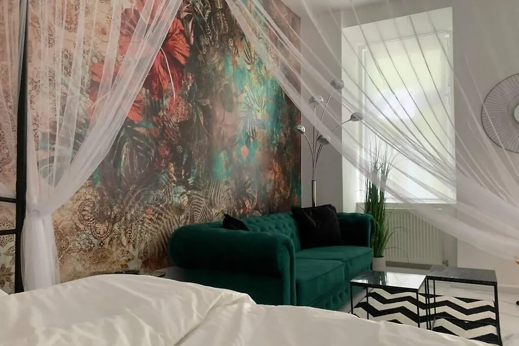 Apartman Cool City Center Apt. @ Metro And Shopping Street Bécs Ausztria